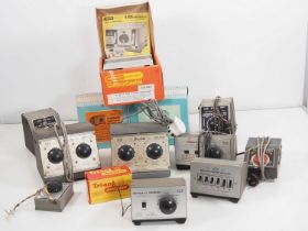 A large quantity of vintage transformers and controllers - F/G (unboxed) (Q)