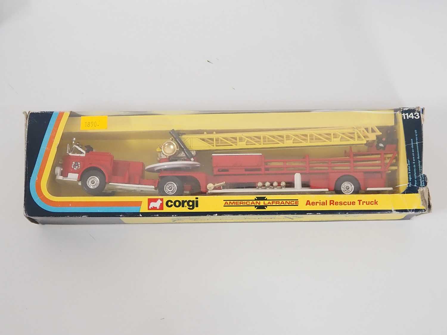 A group of CORGI and MATCHBOX Superkings Fire and Rescue trucks - VG in F/G boxes (3) - Image 4 of 5