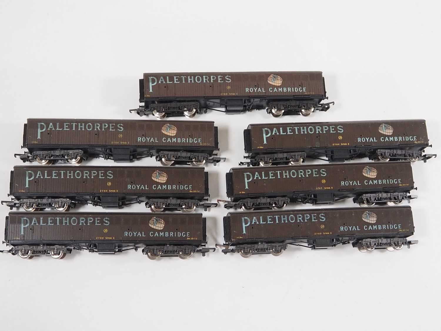 A group of unboxed OO gauge coaches by FARISH, HORNBY and others - G/VG unboxed (34) - Bild 3 aus 5