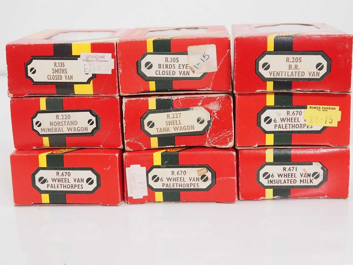 A large group of HORNBY boxed OO gauge wagons of various types - G/VG in G/VG boxes (38) - Bild 3 aus 5