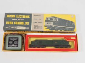 A WRENN OO gauge WHC500 Electronic Horn Control Set including a TRI-ANG class 37 diesel locomotive -