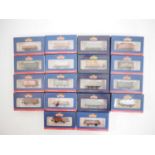 A group of BACHMANN boxed OO gauge wagons comprising various types - VG/E in VG boxes (18)