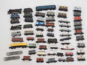 A mixed group of OO gauge locos and rolling stock by various manufacturers - generally G (