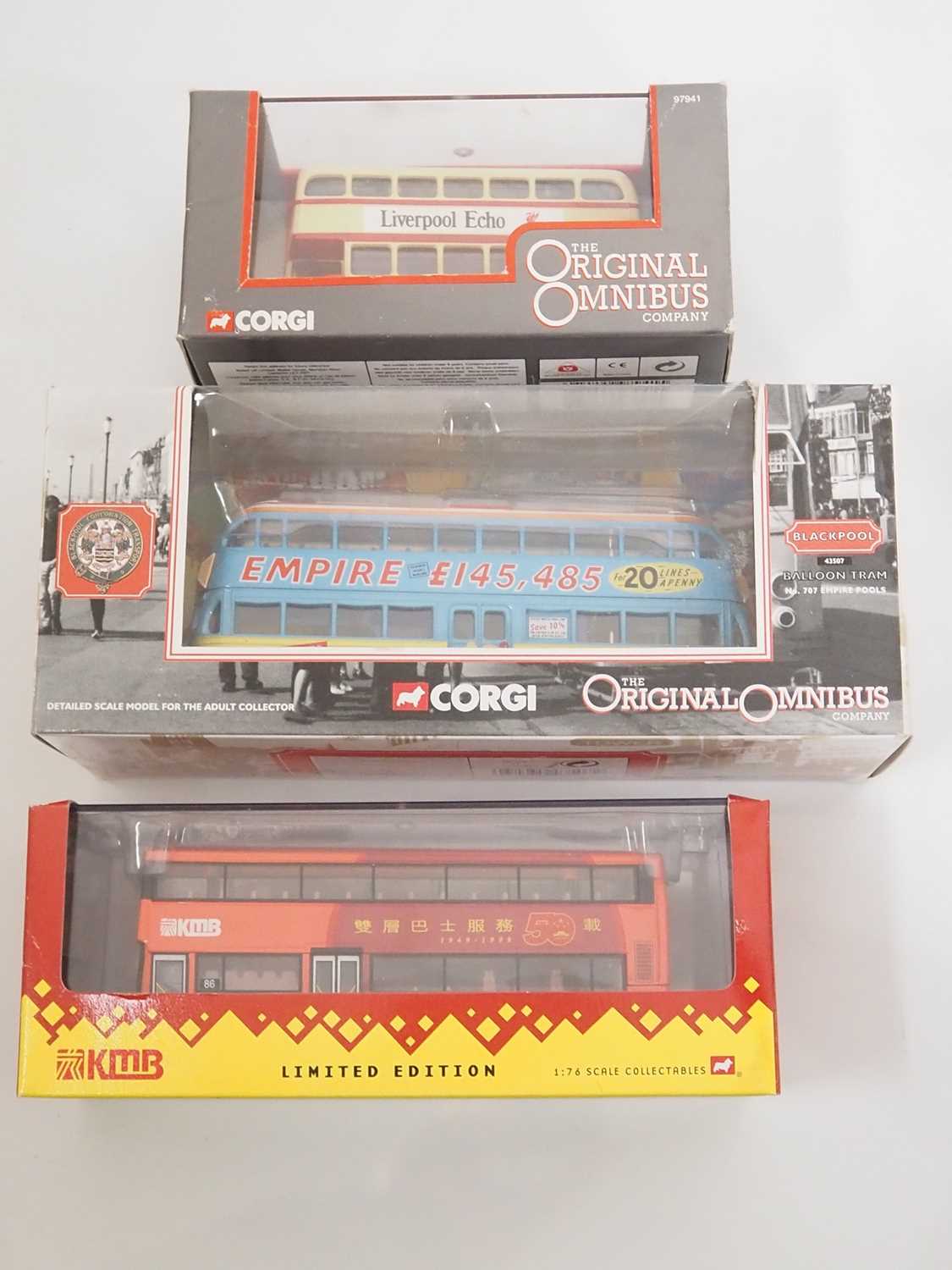 A group of CORGI OOC 1:76 scale diecast buses together with a Blackpool tram - VG/E in VG boxes (9) - Bild 2 aus 4