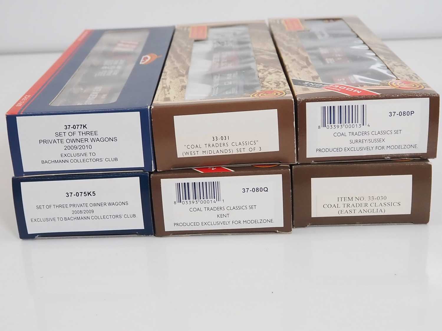 A group of BACHMANN OO gauge limited edition triple wagon packs - VG in VG boxes (6) - Bild 2 aus 2