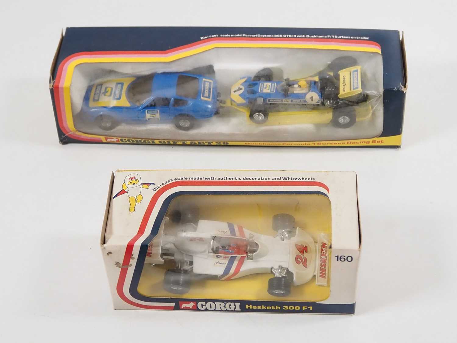 A group of CORGI diecast Formula 1 and Indycar racing cars comprising numbers 159, 160 and Gift - Image 3 of 4