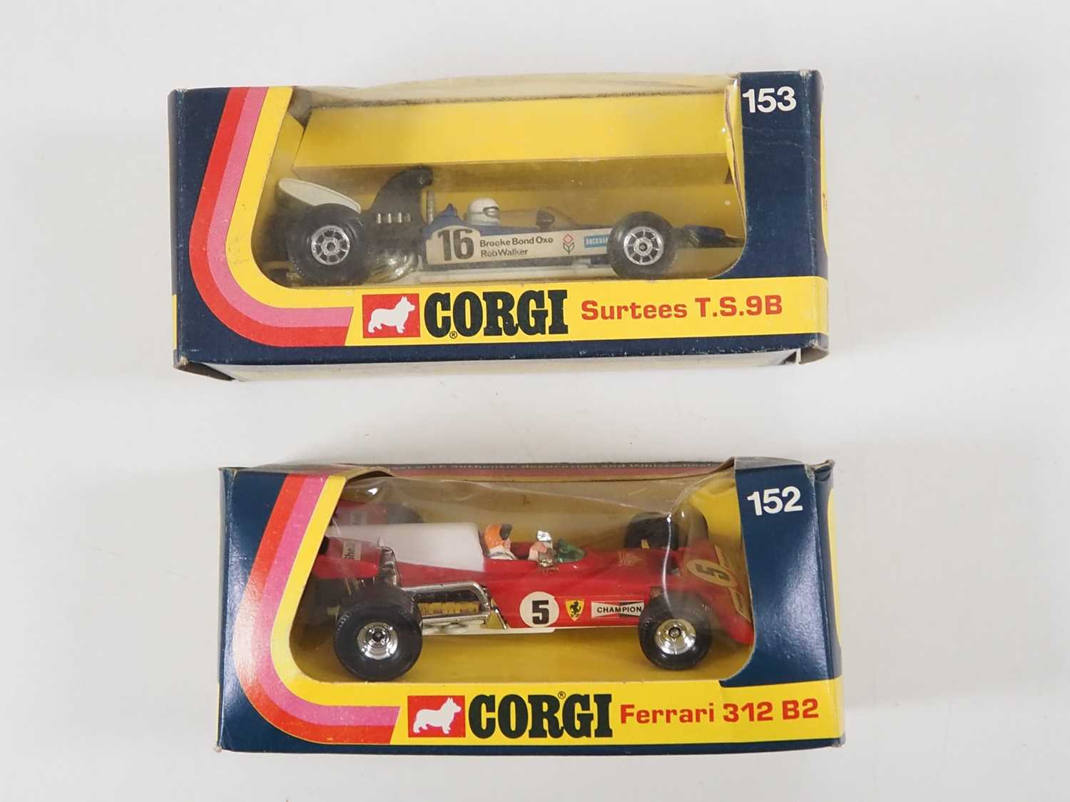 A group of CORGI diecast Formula 1 racing cars comprising numbers 150, 152, 153, 155 and 156 - VG in - Image 2 of 5