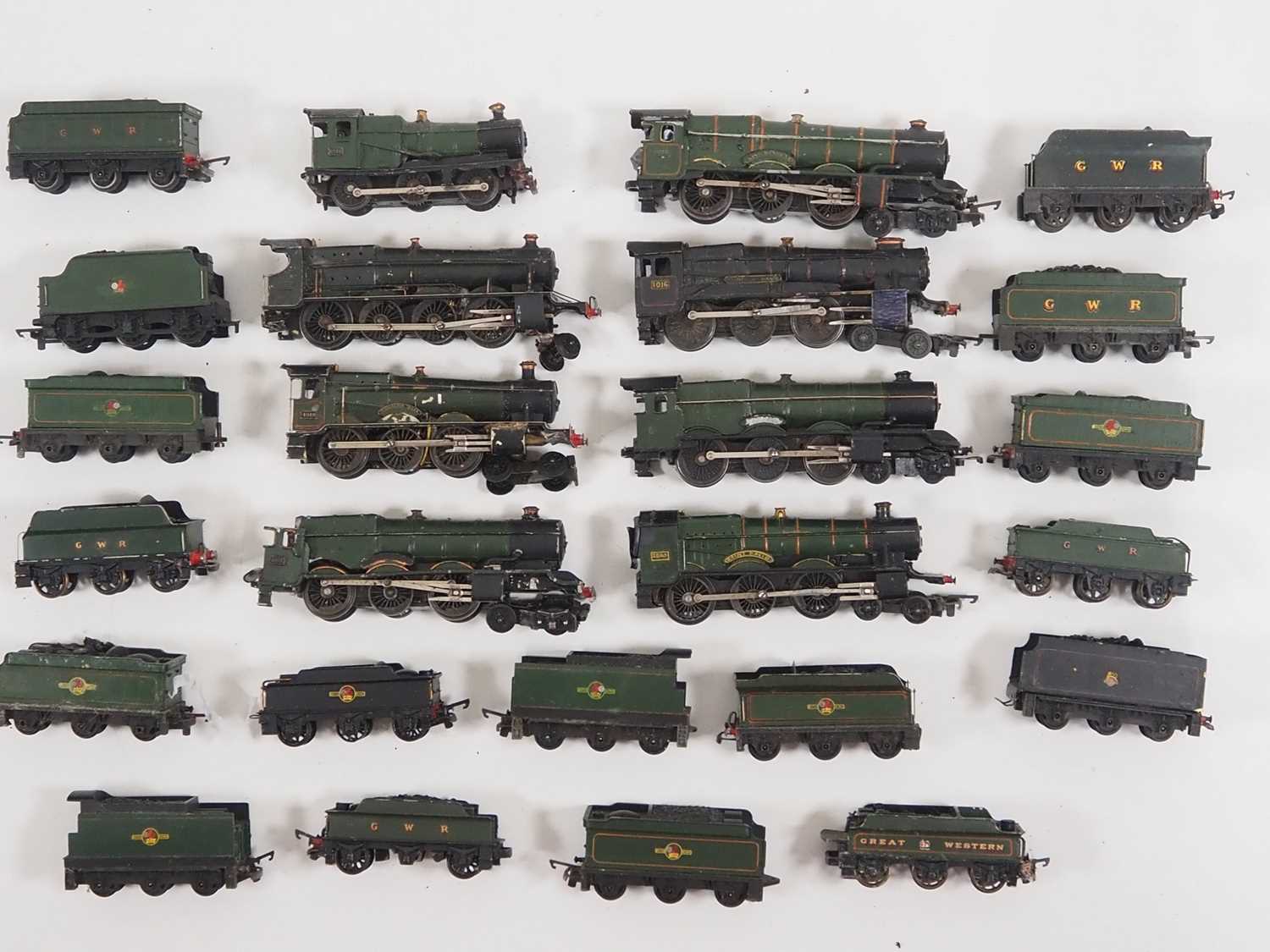 A group of kitbuilt whitemetal TT gauge steam locomotives, mostly on TRI-ANG chassis, mostly GWR