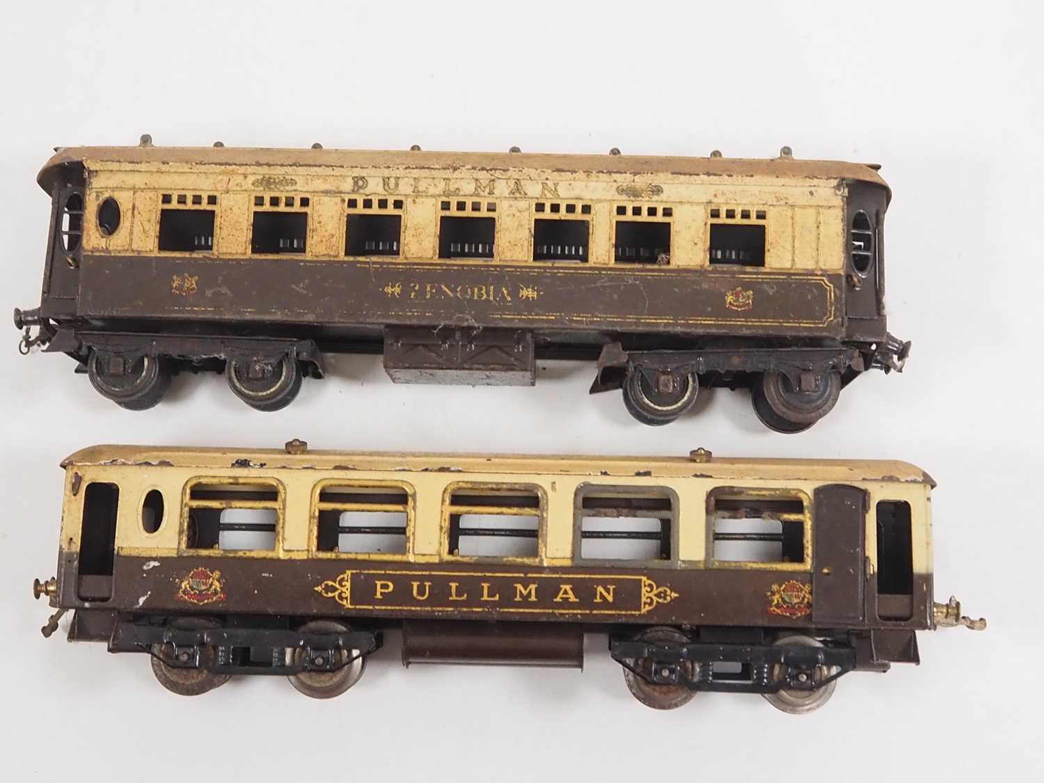 A group of O gauge coaches comprising a pair of MARKLIN LNWR bogie coaches together with a pair of - Image 3 of 3