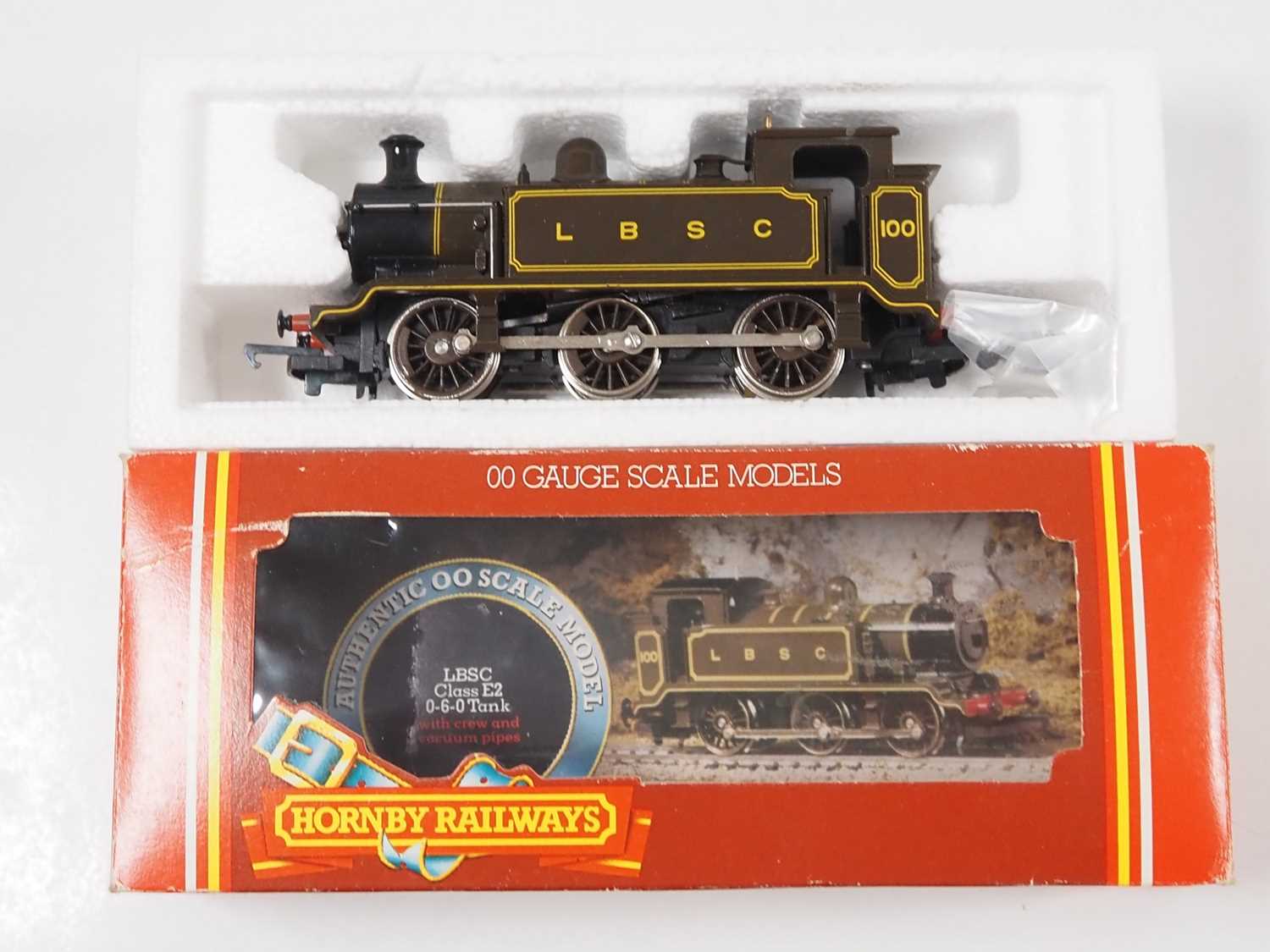 A group of boxed and unboxed OO gauge steam locomotives by HORNBY and AIRFIX - G/VG in G boxes where - Bild 3 aus 7