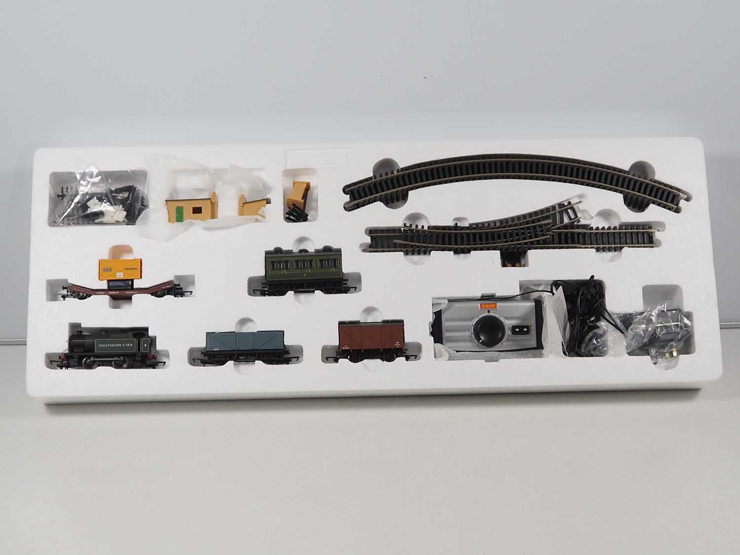 A HORNBY R1132 OO gauge 'The Southern Star' train set comprising a steam loco, wagons, coach and - Image 2 of 8