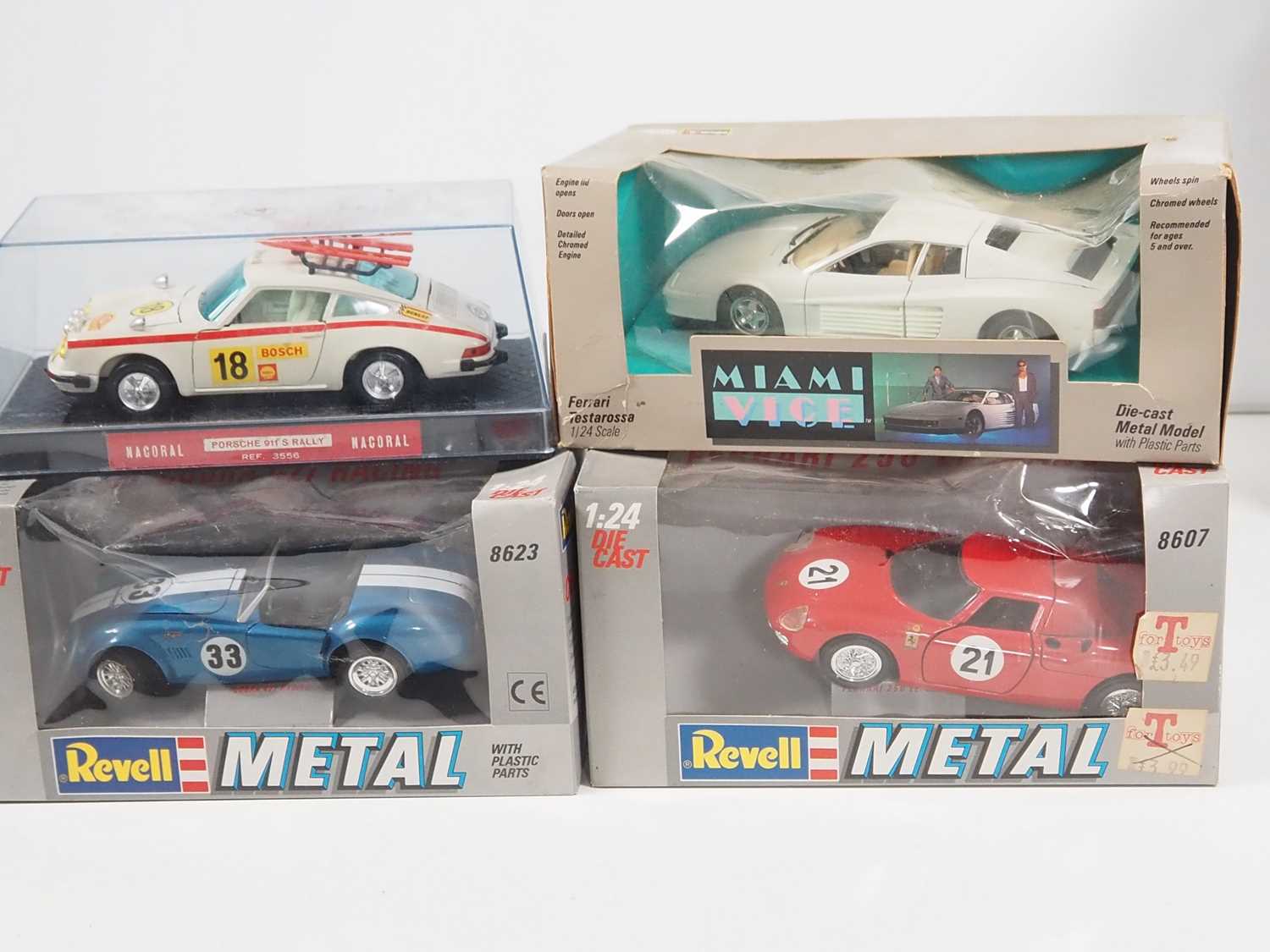 A group of 1:24 scale diecast cars by BBURAGO, REVELL and others - VG in F/G boxes (12) - Image 4 of 7