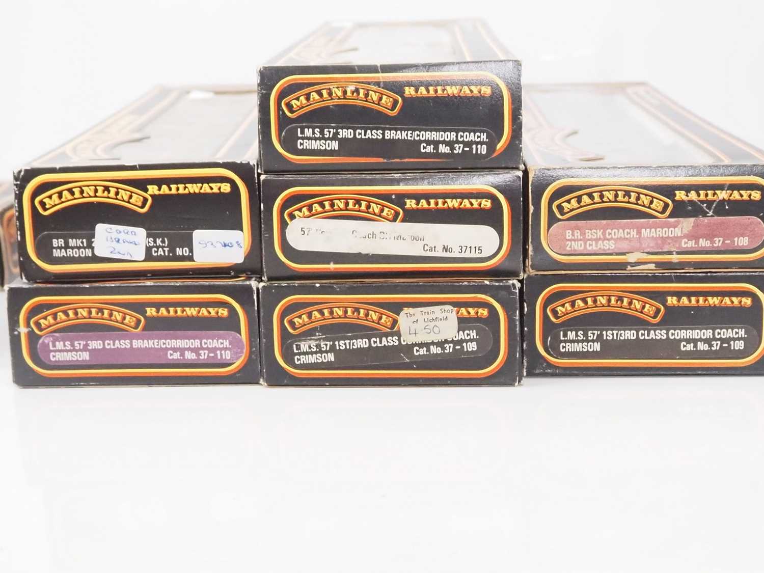 A group of MAINLINE boxed OO gauge coaches, vans and wagon - VG in G/VG boxes (17) - Image 2 of 4