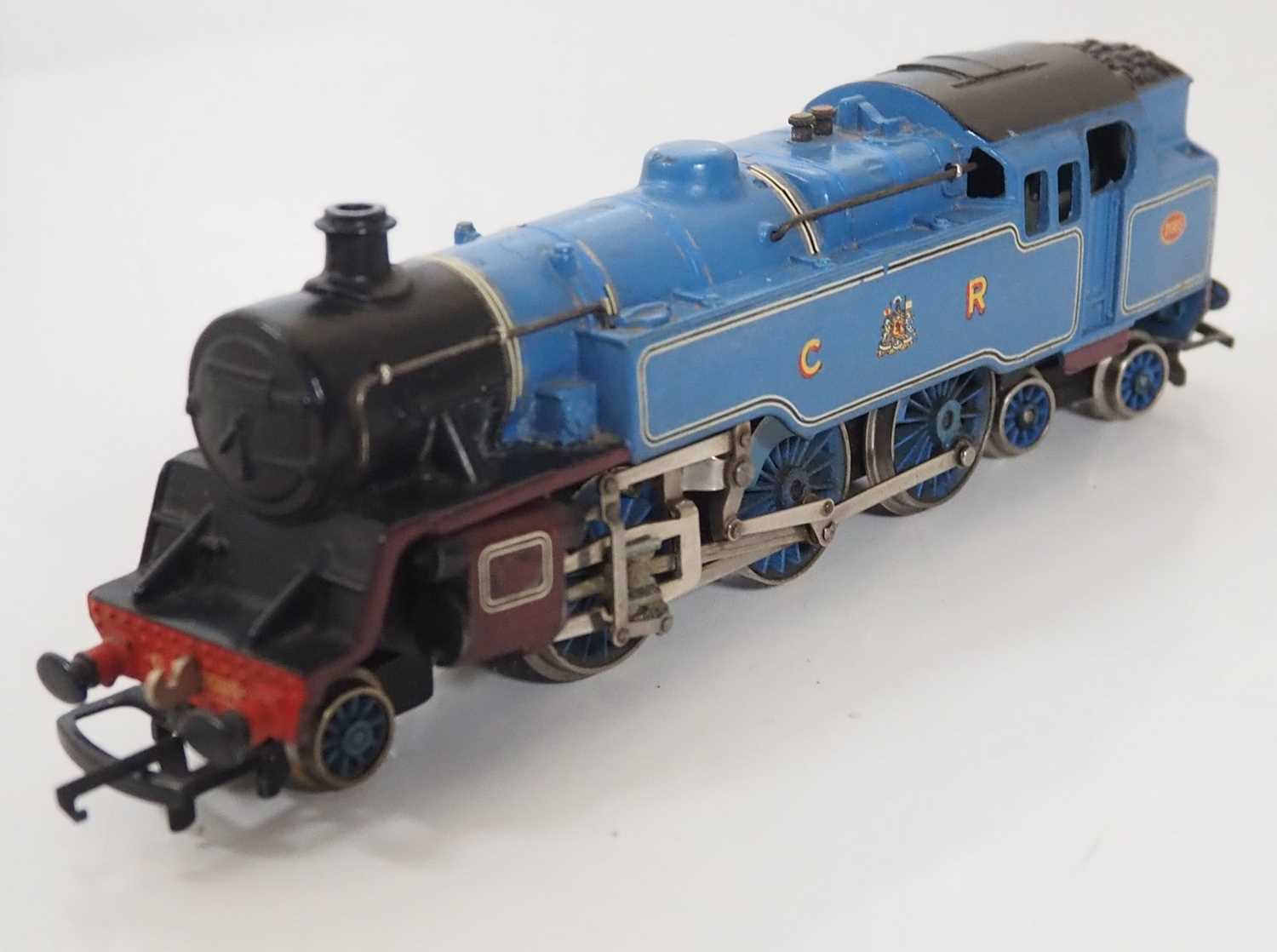 A WRENN OO gauge 2-6-4 steam tank locomotive in Caledonian blue livery together with a FARISH OO - Image 6 of 13