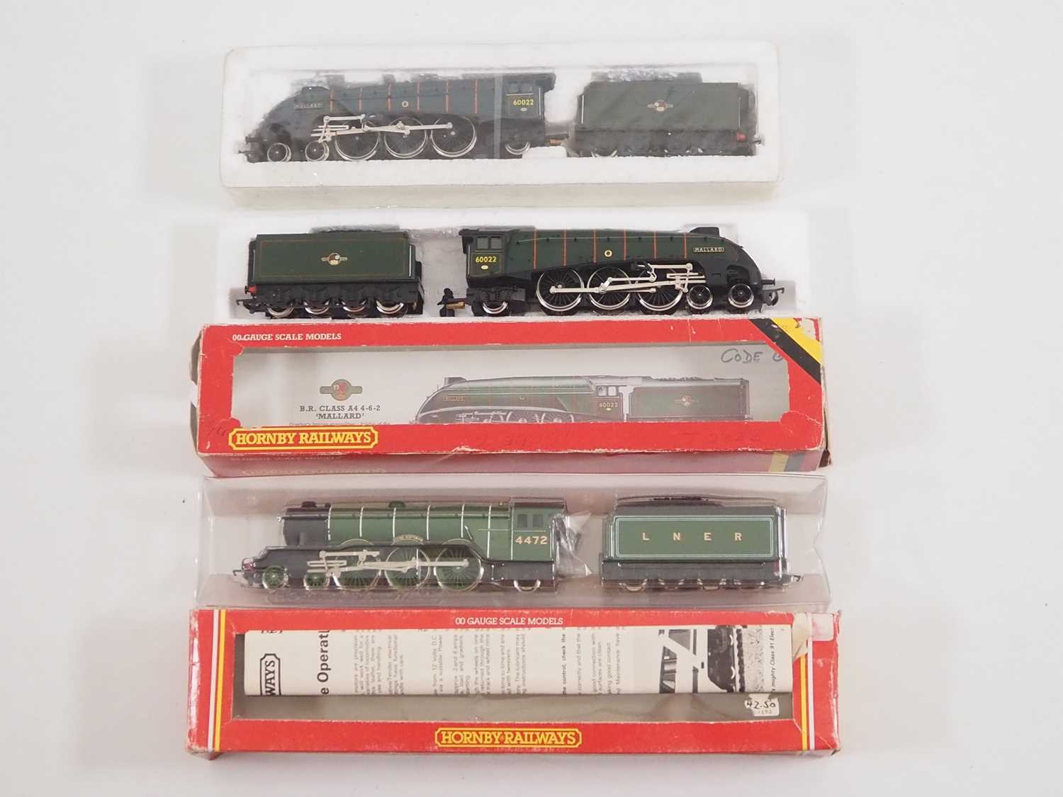 A group of HORNBY OO gauge steam locomotives, in BR and LNER green liveries - VG in F/G boxes / part