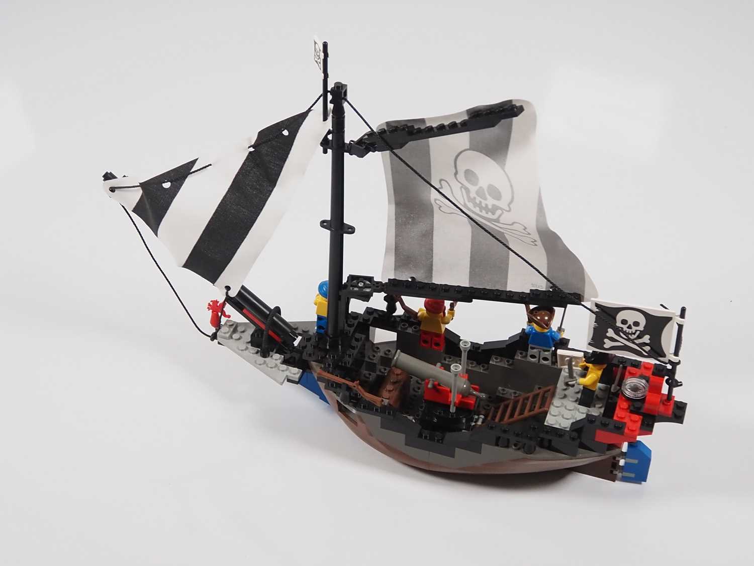 LEGO - PIRATES #6268 Renegade Runner - complete with box and printed instructions - Bild 5 aus 5