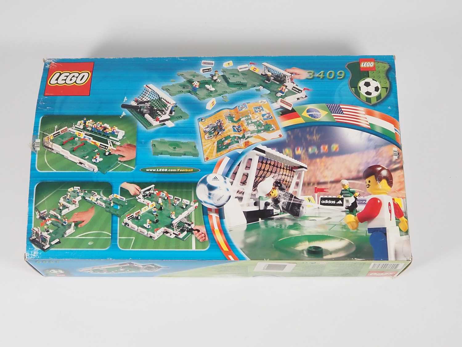 LEGO - SPORTS - A large quantity of football sets to include #3401, #3409 and #3303 together with # - Image 10 of 11