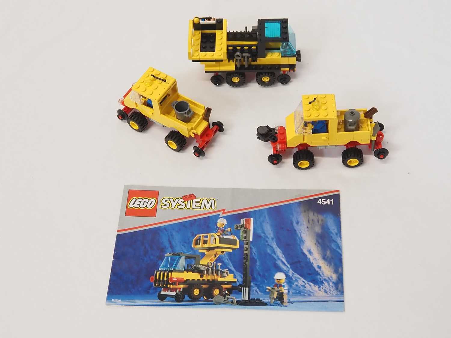 LEGO - TRAIN - 9v Rail and Road - A pair of sets comprising #4541 Service Truck and #4546