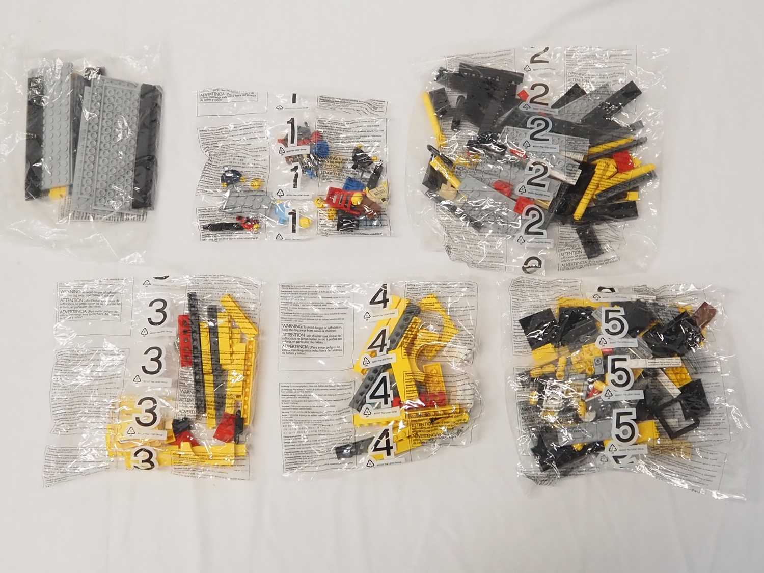 LEGO - CITY #7997 RC Train - Train Station - some sealed bags only - no instructions - unboxed