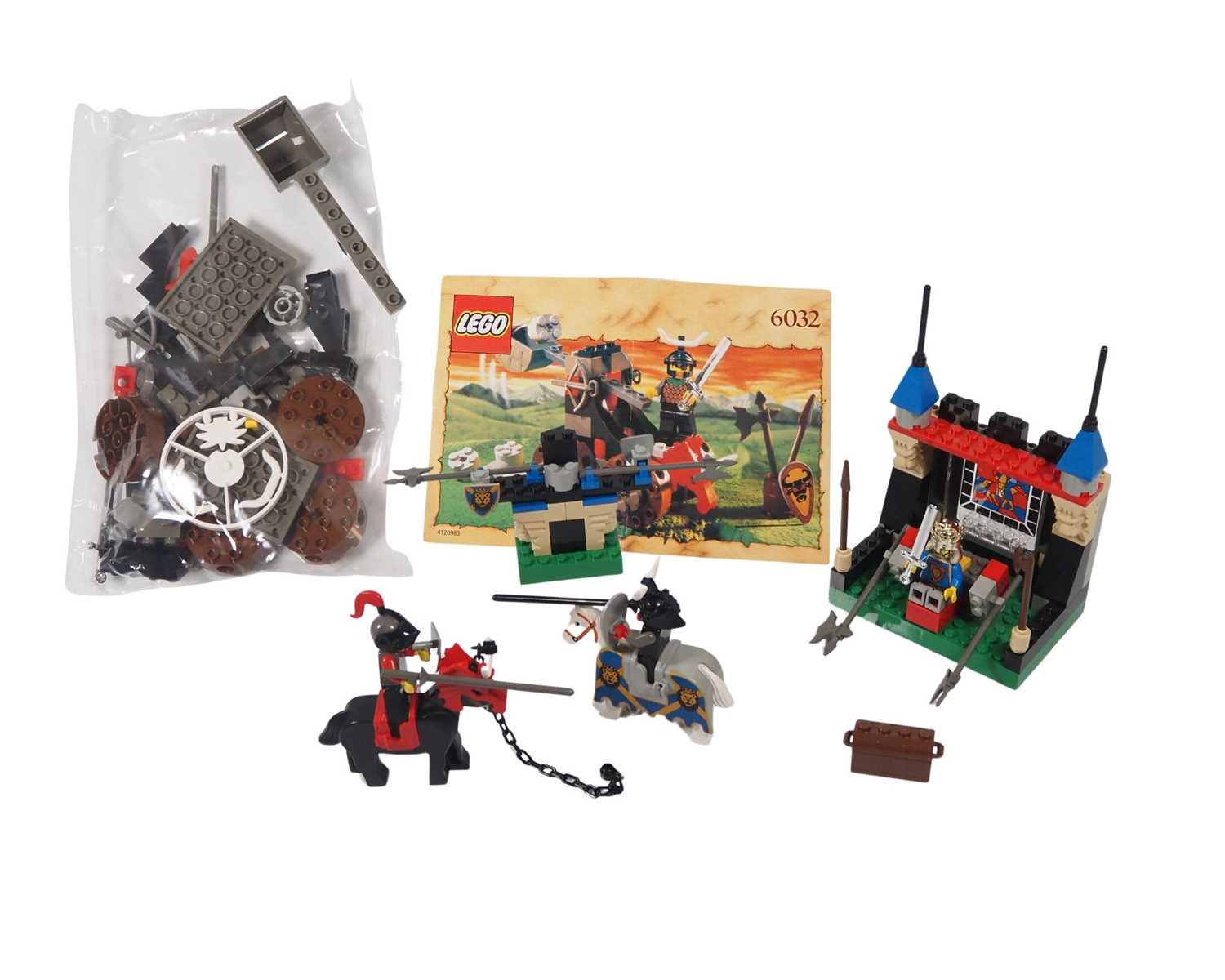 LEGO - CASTLE #6095 Knights Kingdom 1 - Royal Joust - complete with instructions, no box together