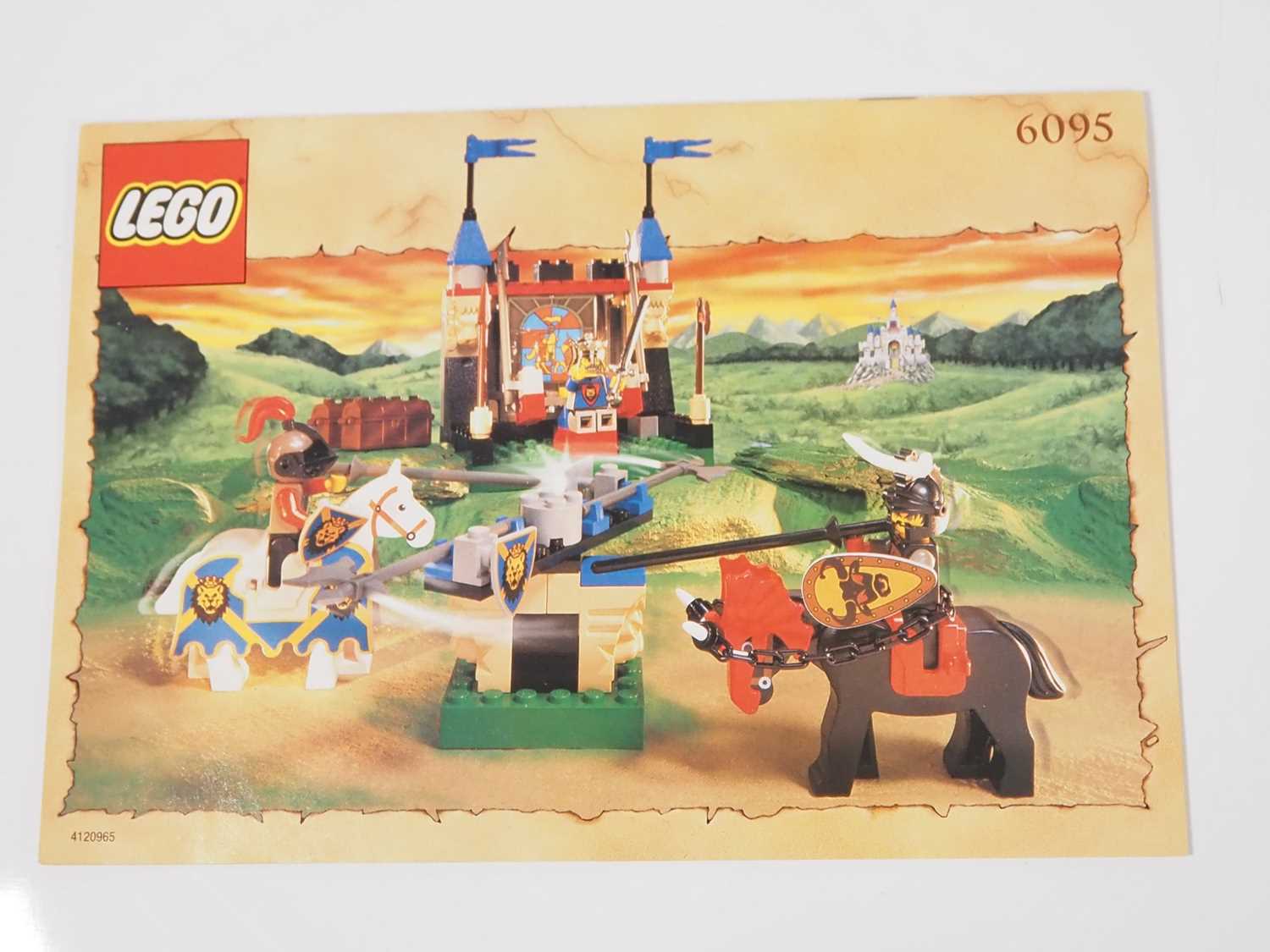 LEGO - CASTLE #6095 Knights Kingdom 1 - Royal Joust - complete with instructions, no box together - Image 4 of 4
