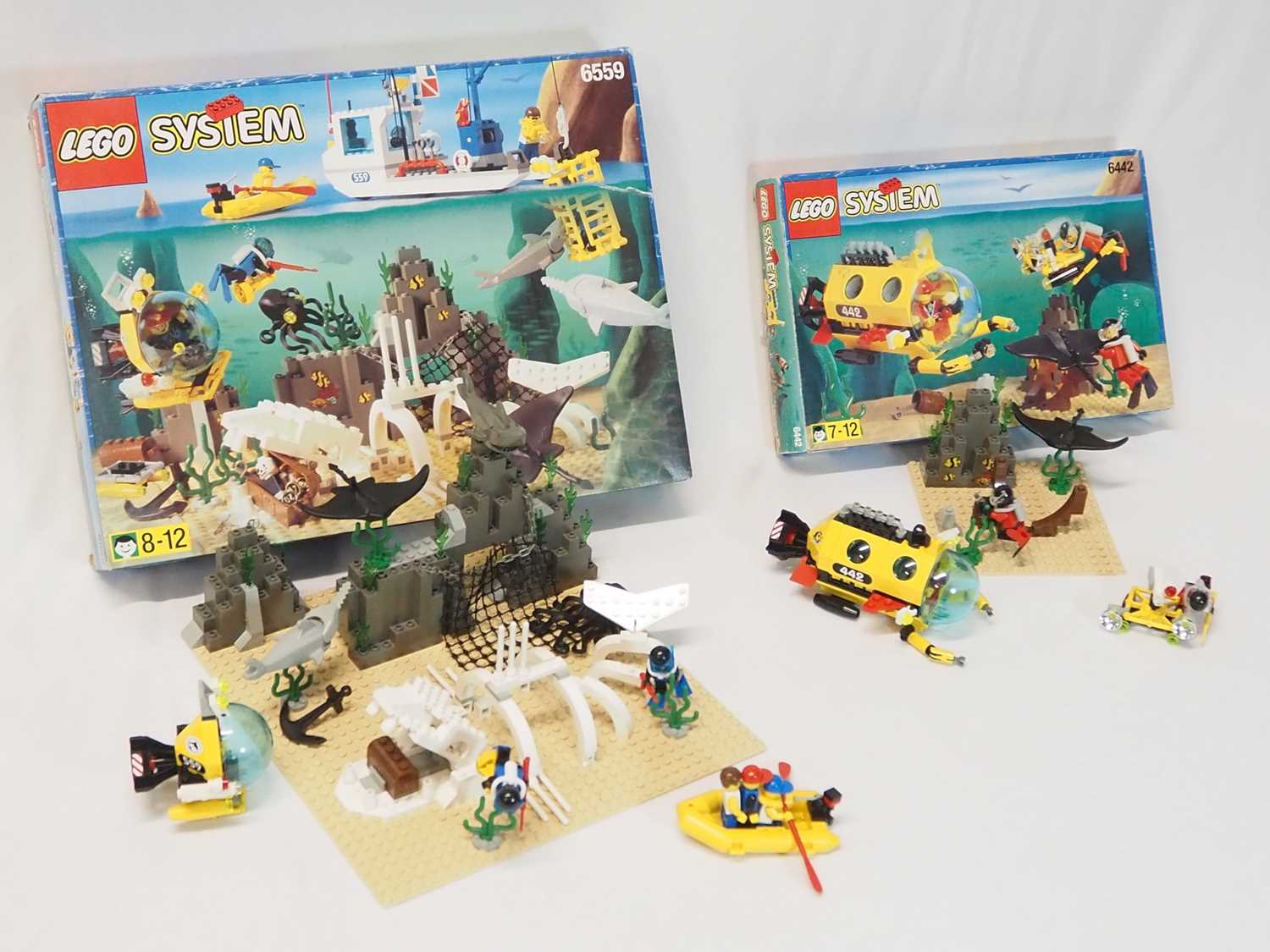 LEGO - TOWN - A pair of Divers sets comprising #6442 Stingray Explorer (complete with printed