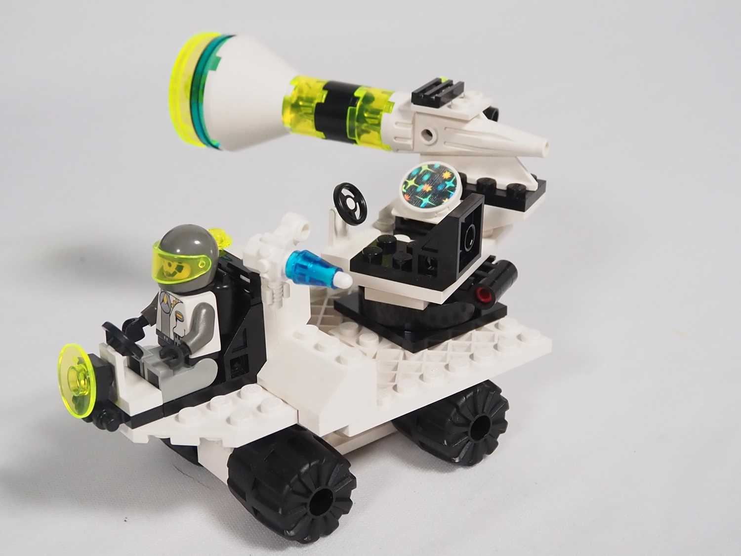 LEGO - SPACE - A Pair of Exploriens sets comprising #6899 Nebula Outpost and #6958 Android Base - - Image 2 of 5