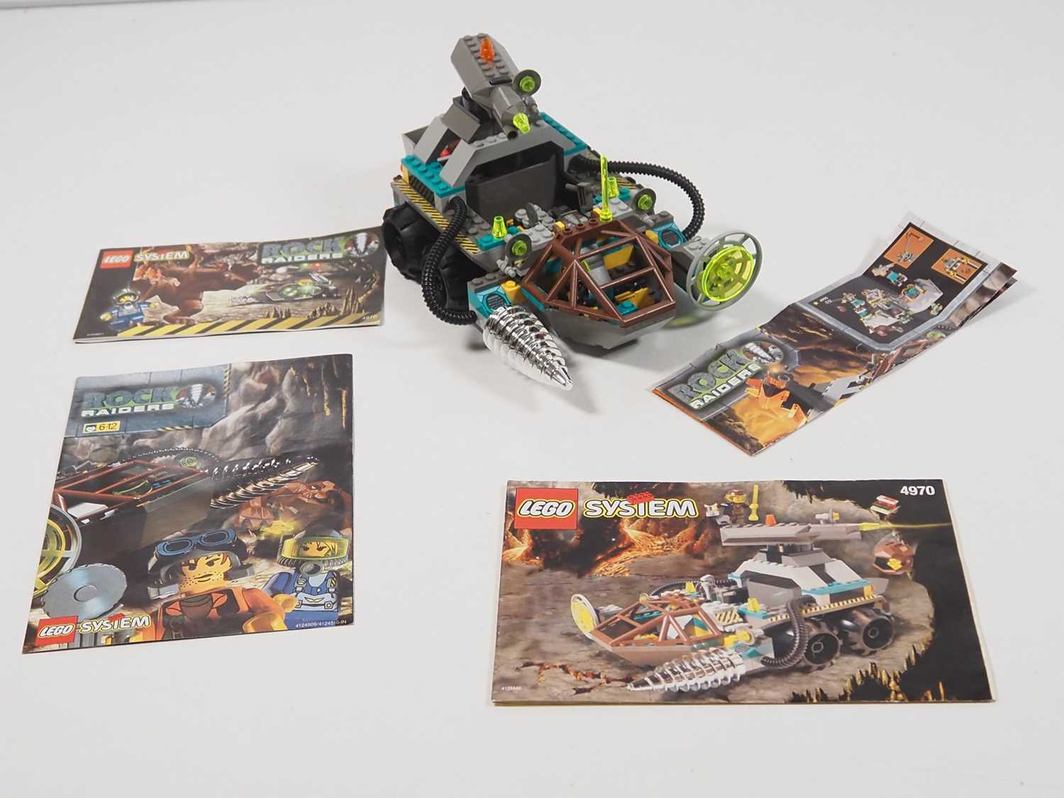 LEGO - ROCK RAIDERS #4970 Chrome Crusher - complete with instructions and picture book, battery