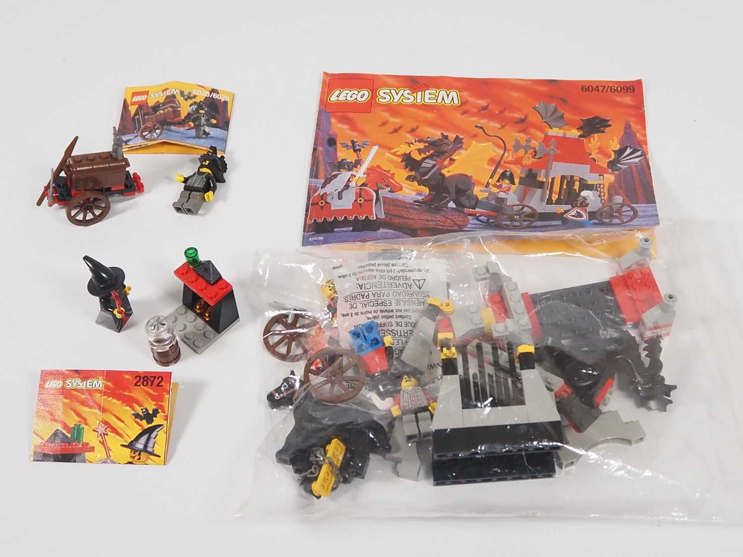 LEGO - CASTLE - A group of three Fright Knights sets comprising #2872 Witch and Fireplace (part