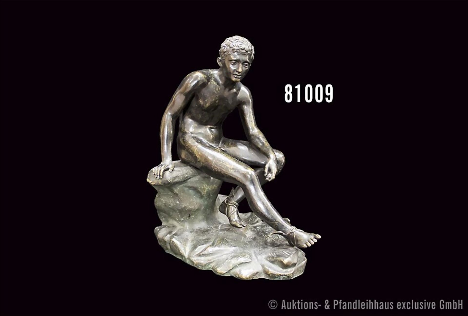 Bronzefigur "Götterbote Hermes auf einem Felsen sitzend", Bronze, teils grünlich ...
