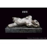 Nach Rodin, Auguste (1840-1917) liegender Frauentorso, Bronzenachguss, L. ca. 29 cm, ...