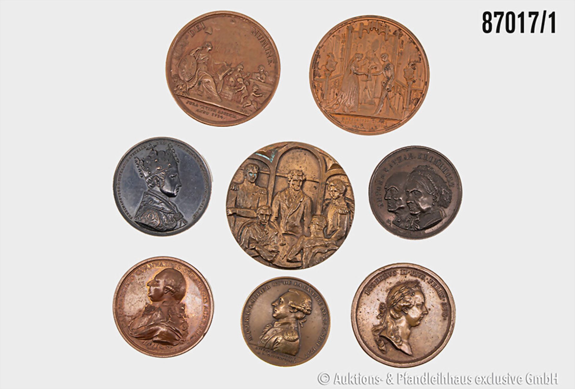 Konv. 8 Medaillen, sehr interessante Motive, davon 1 x im Etui, u. a. 60 J. ...