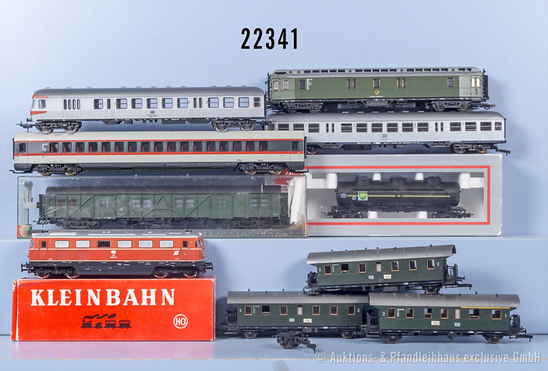 H0 Zug, dabei Diesellok der ÖBB, BN 2050.17 und 9 Wagen, versch. Hersteller, Kleinbahn, ...