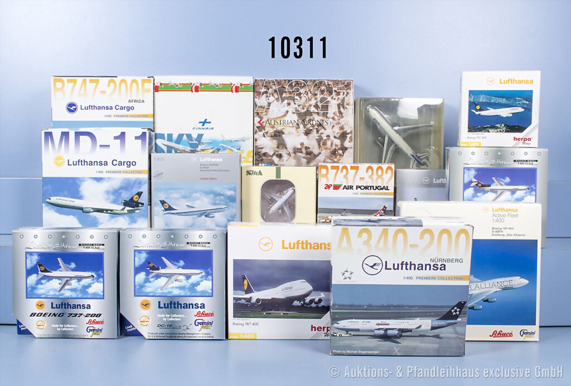 16 Modellflugzeuge, dabei Dragon Lufthansa Cargo und Austrian Airlines, Herpa Airbus ...
