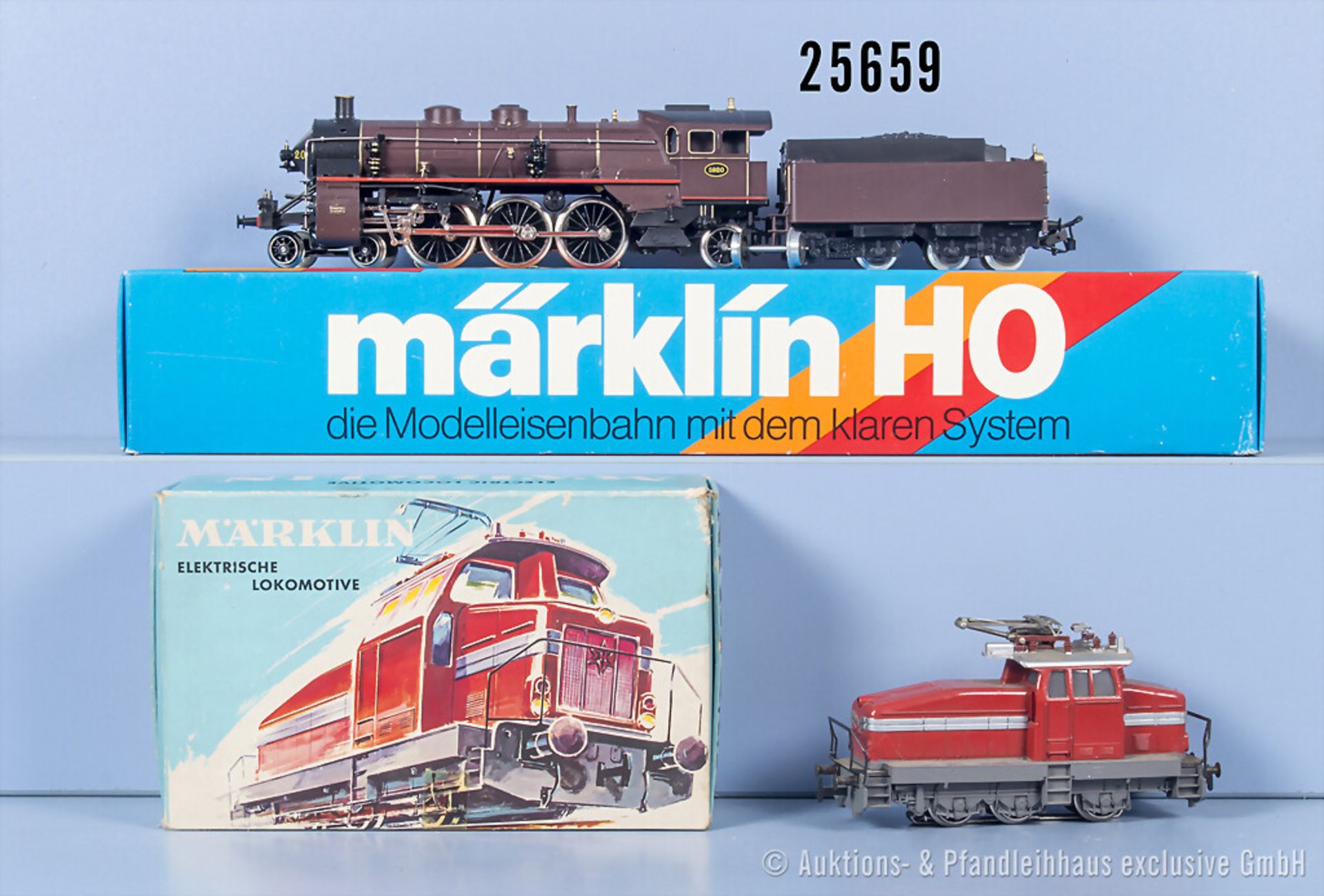 2 Märklin H0 Loks, dabei 3044 Industrie-E-Lok DHG 500 und 3111 Schlepptenderlok der ...