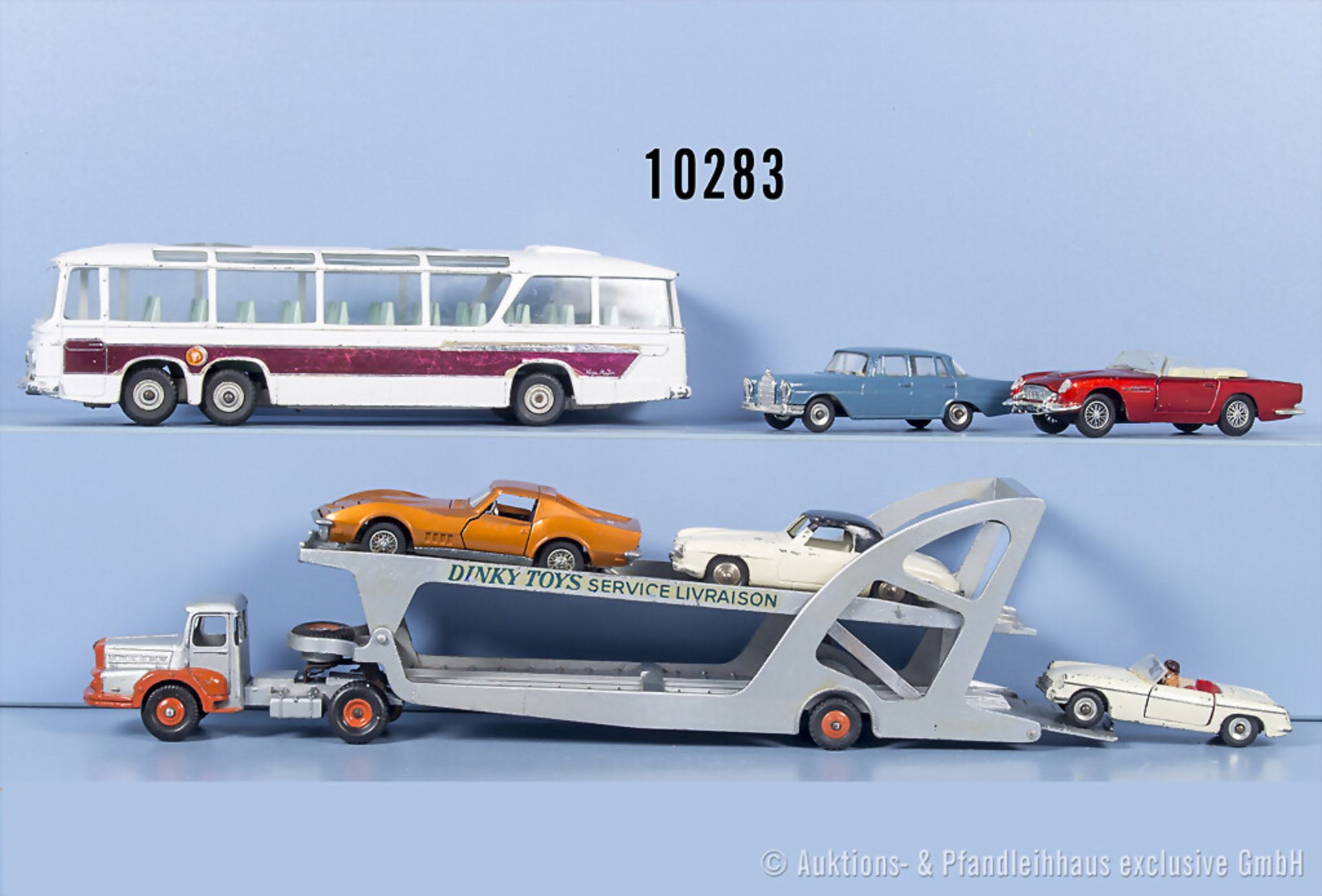 7 Dinky Toys Modellfahrzeuge, dabei Vega Major Luxury Coach, Corvette Stingray, Super ...