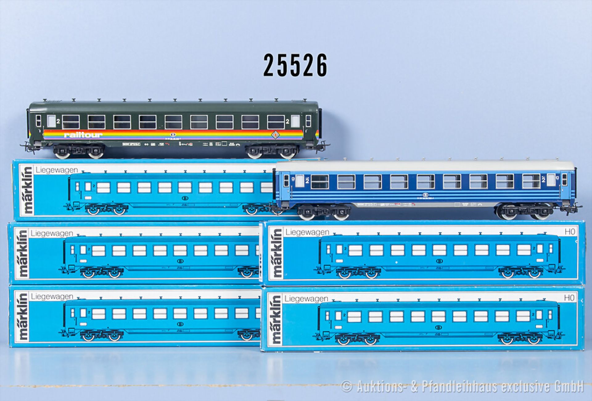 5 Märklin H0 D-Zug-Wagen, dabei 4116, 4118, 4119 und 2 x 4120, Z 1-2, in ...