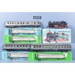 Märklin H0 Nahverkehrszug, dabei 3095 Tenderlok der DB, BN 74 1070, 4042, 2 x 4043 und ...