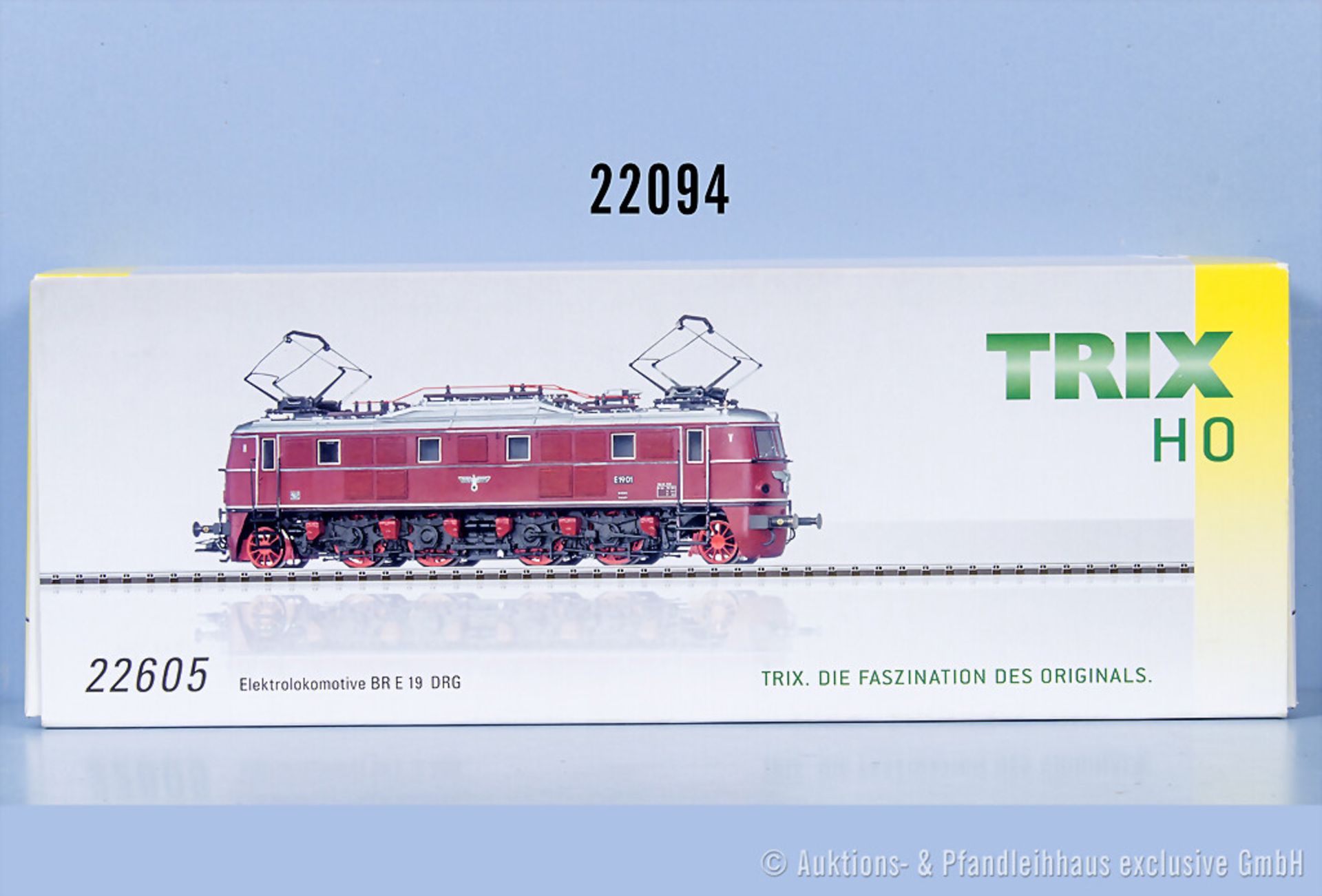 Trix international H0 22605 E-Lok der DRG, BN E19 01, n.A.d.E. digitalisiert, Z 1, in ...