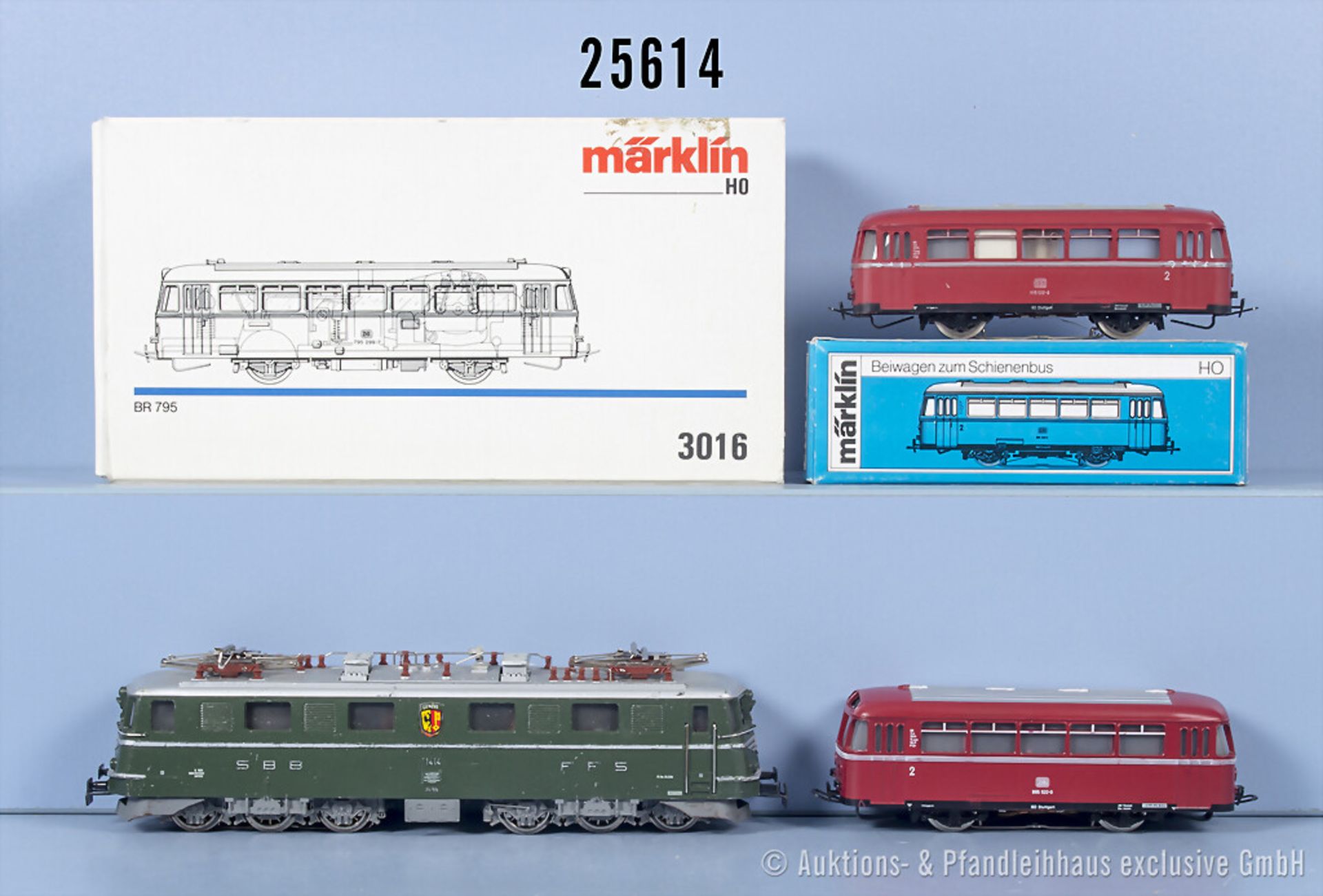 Märklin H0 3016 Schienenbus der DB, BN 705 299-7, 2 x 4018 Schienenbusbeiwagen und ...