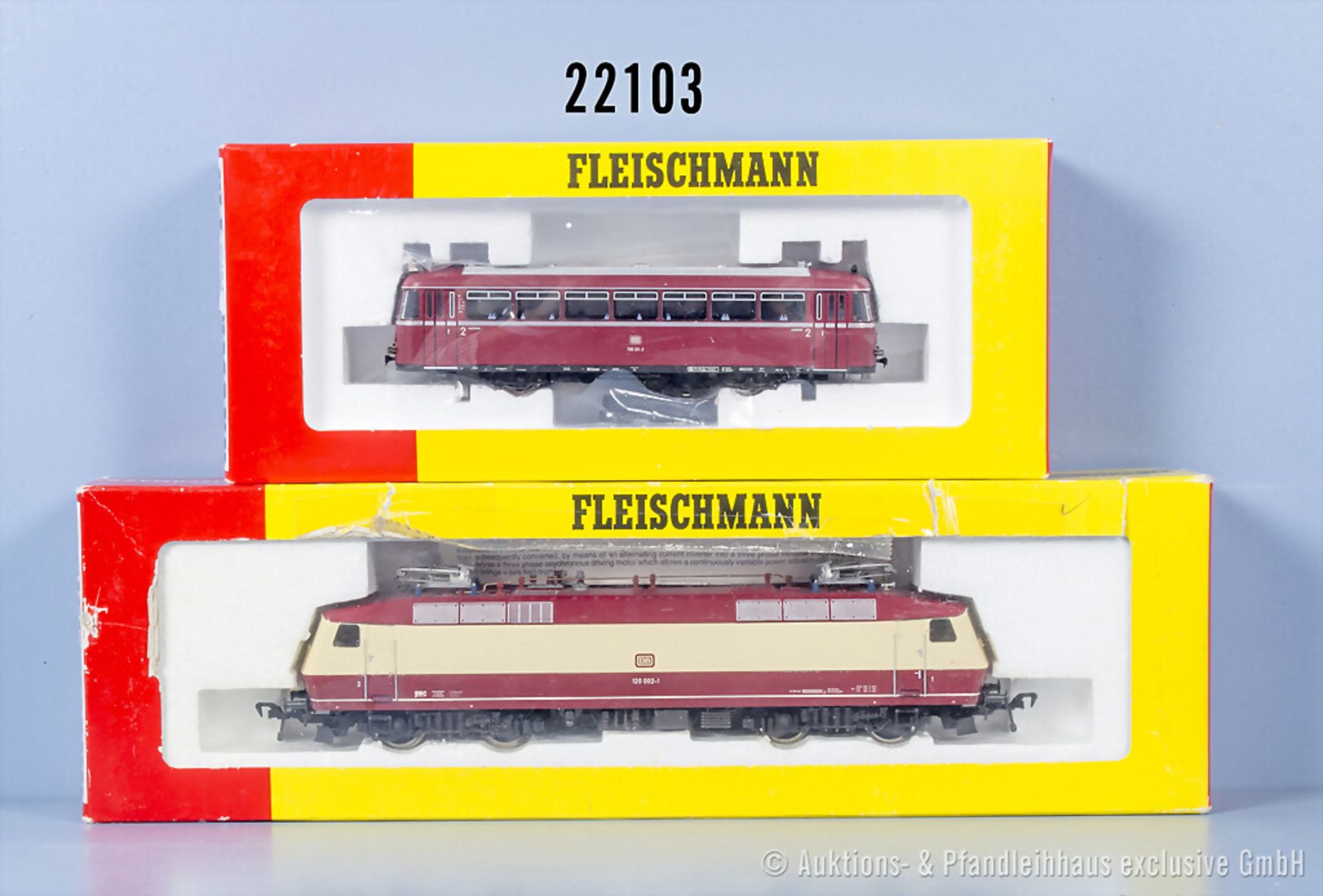 Fleischmann H0 4351 E-Lok der DB, BN 120 002-1 und 4407 Schienenbus der DB, BN 795 ...