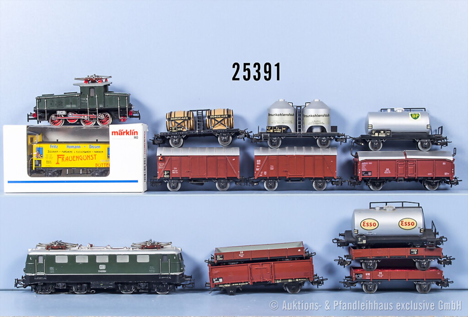 Märklin H0 Güterzug, dabei E-Lok der DB, BN E41 024, E-Lok der DB, BN E63 02 und 12 ...