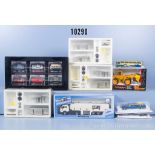 5 Modellfahrzeuge, dabei elf Exclusiv Elf Tankzug, Majorette Mercedes Limousine usw., 1 ...