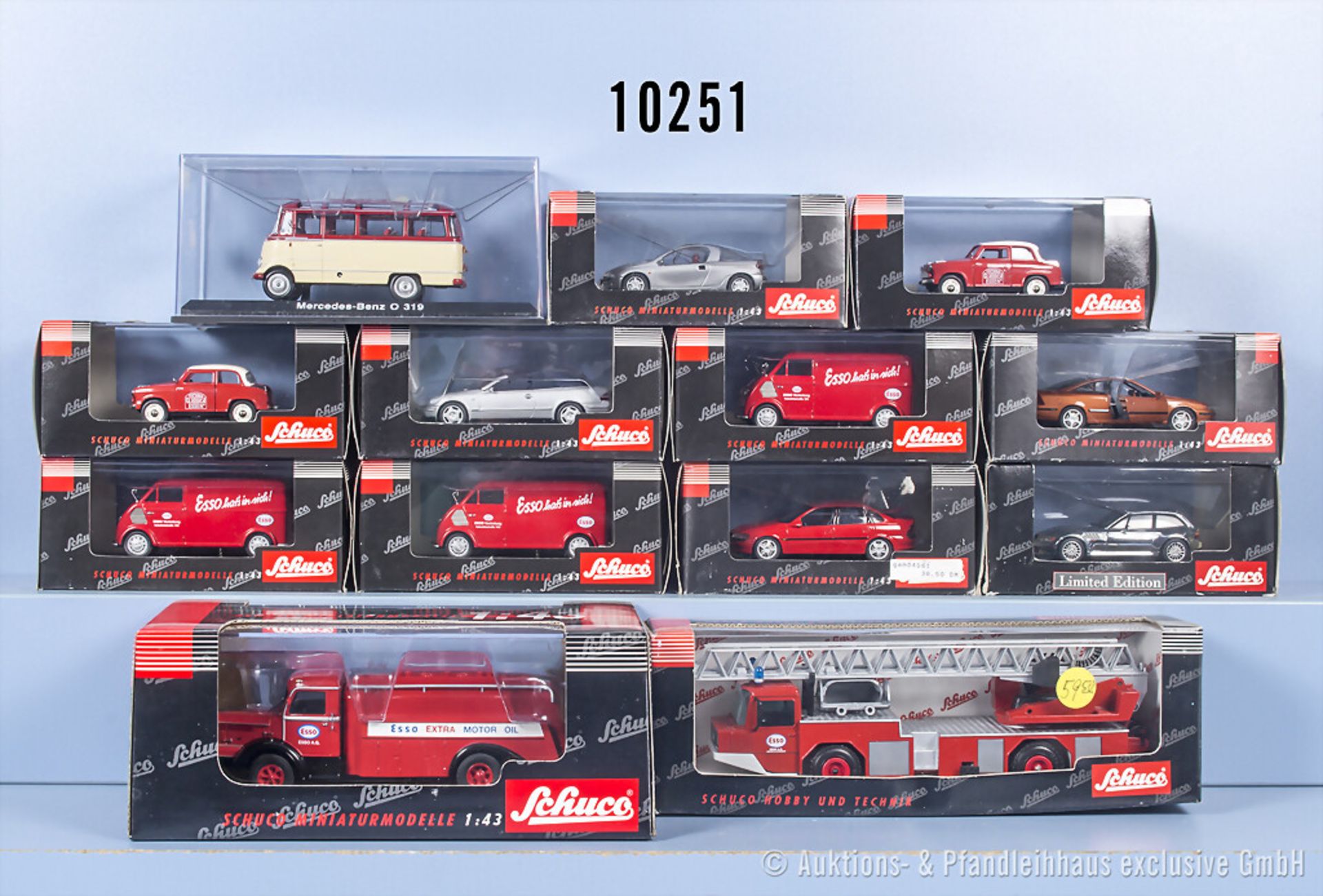 13 Schuco Modellfahrzeuge, u.a. Mercedes-Benz O 319, Magirus Feuerwehr "Esso", Krupp ...
