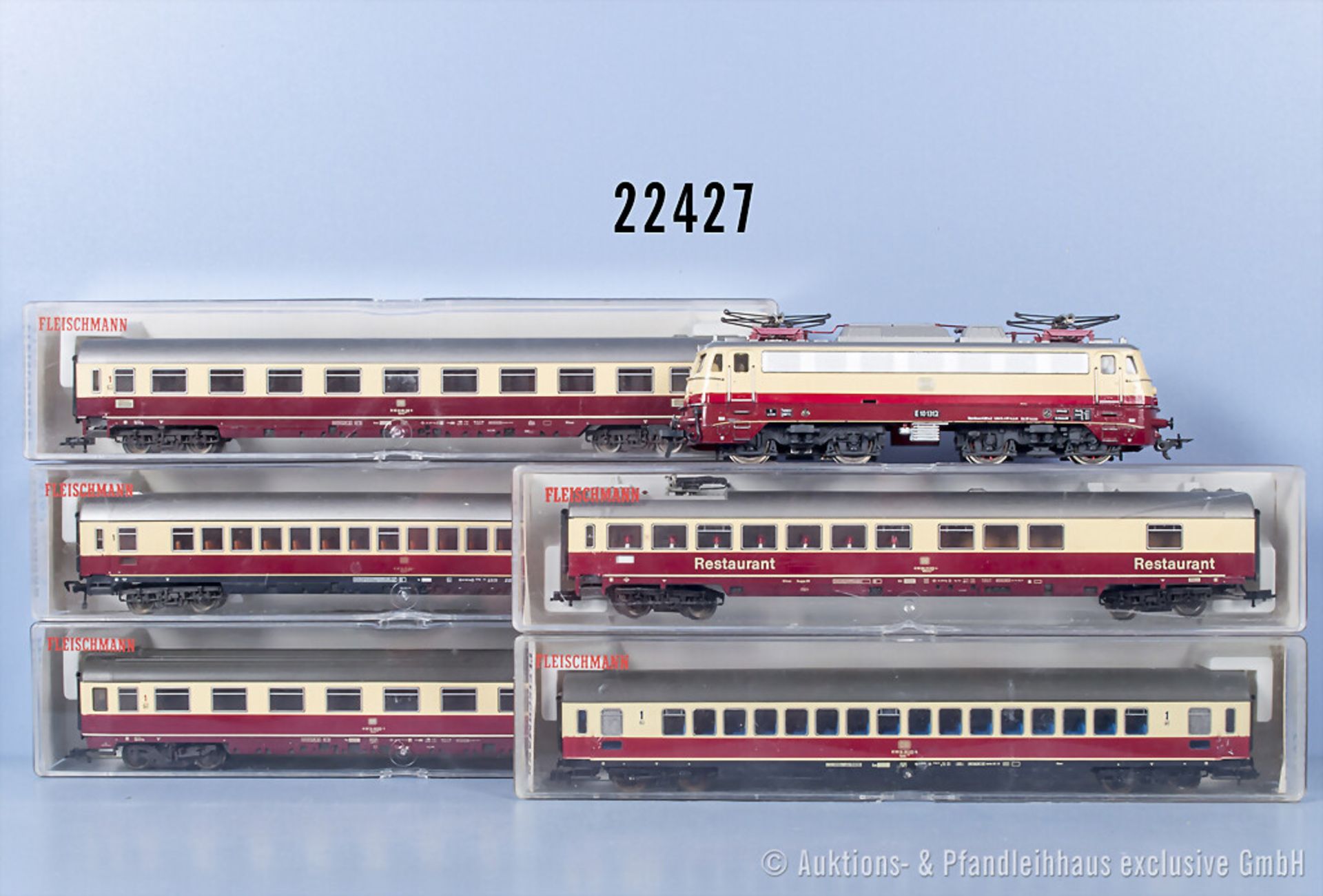 Fleischmann H0 D-Zug, dabei E-Lok der DB, BN E10 1312 und 5 Wagen, Z 2, 5 x in ...