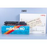 Märklin H0 D-Zug, dabei 3027 Schlepptenderlok der DB, BN 44 690 und 4 Wagen, Z ...