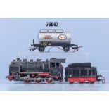 Märklin H0 FM800 Schlepptenderlok und 4524 Typ 3 Kesselwagen, Z ...