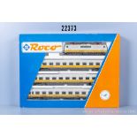 Roco H0 43047 Zugset Lufthansa Airportexpress mit E-Lok der DB, BN 111 049-3 und 3 ...