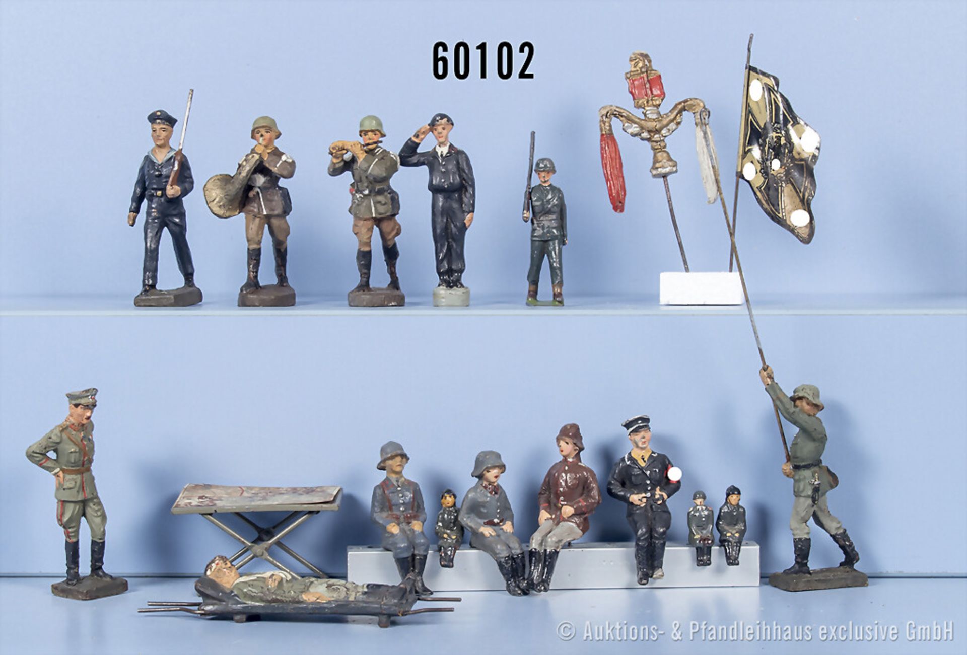 15 Militärfiguren verschiedene Darstellungen, sowie Infanteriefahne, Standarte und ...