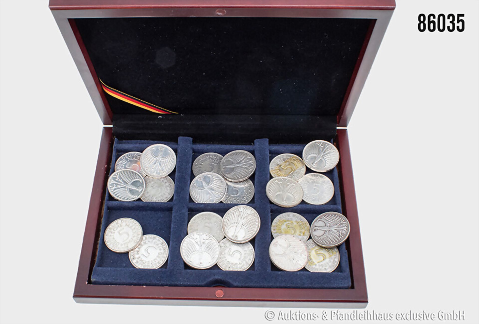 Konvolut 22 BRD 5 DM Kursmünzen, sog. Heiermann, davon 6 mit Klebespuren, ungereinigt, ...